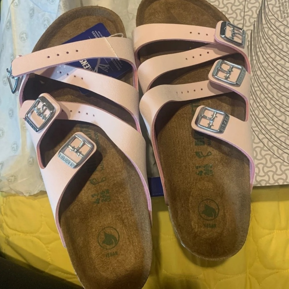 NWT Birkenstock Pink Florida 41